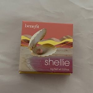 BENEFIT WANDERful World Silky-Soft Powder Blush